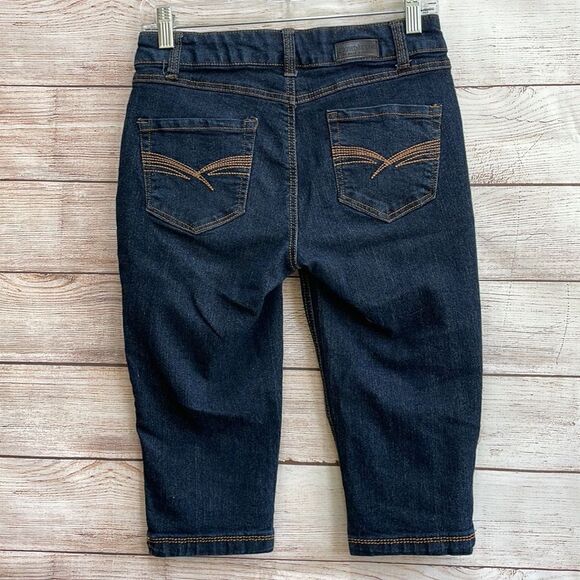 SOUND/STYLE BY BEAU DAWSON COMFORT STRETCH DENIM CAPRIS - Picture 5 of 5